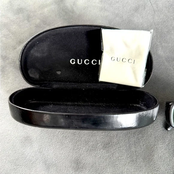 Gucci sunglasses. With box and cloth. Great condition!